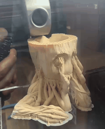 Busto Guardián del Bosque